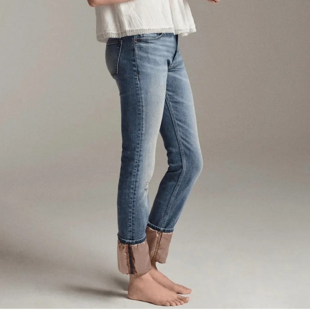 Anthro Pilcro and the Letterpress satin trim cropped jean size 29